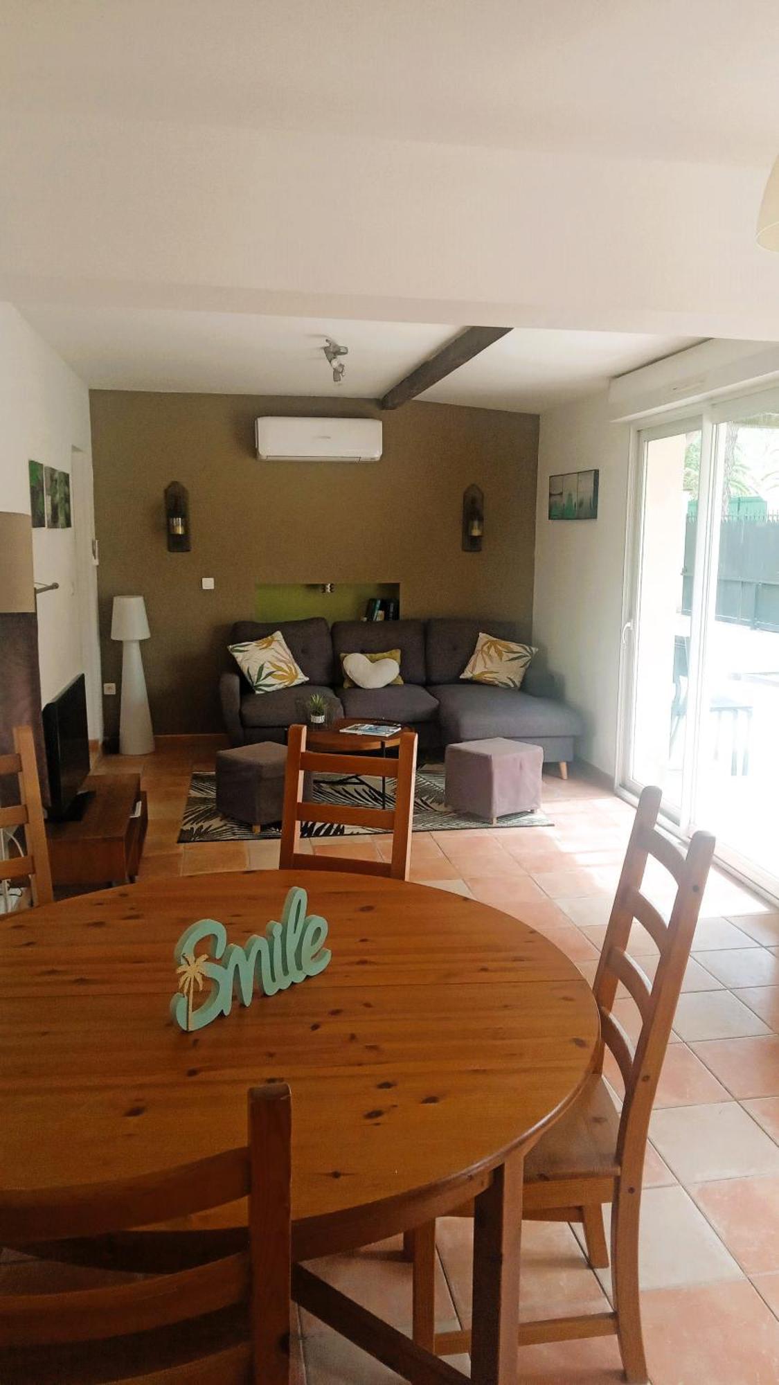 Maison Familiale Avec Piscine Privee, Plage A Pied, Frais Obligatoires A Regler A L'Arrivee, Linge 15E Par Pers & Menage 70E Par Sejour Voir Profil Mandatory Fees In Cash To Be Paid On Arrival Linen 15E Per Person 70E Housekeeping Per Stay Sainte-Maxime Exterior foto